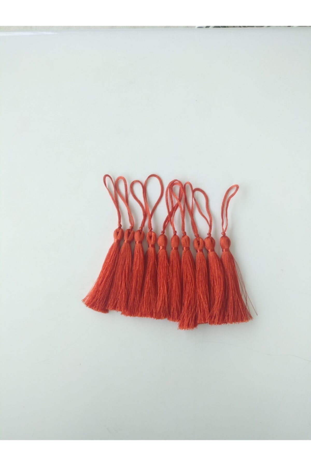 Kiremit Püskül (İpek) 10’lu 8 cm (Bağ Kısmı Hariç)