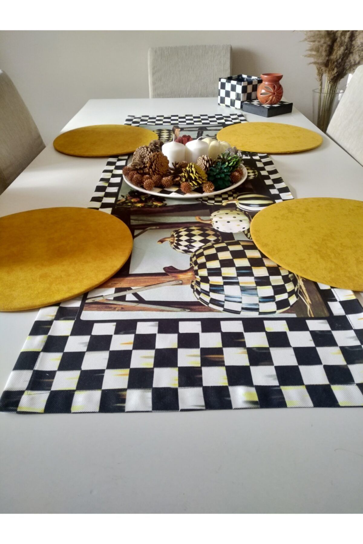 Amerikan Servis 4 Sarı Supla, Balkabağı Dama Desen Runner, Runner Resimdeki Kadar Parlak Değildir.