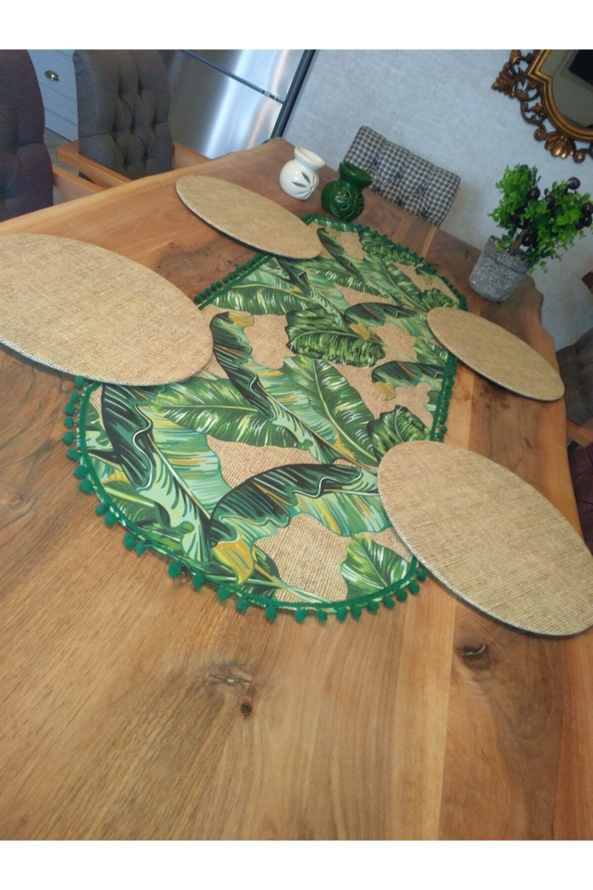 Amerikan Servis Takım Muz Yaprak Desenli Yeşil Ponponlu Oval Runner 4 Çuval (hasır) Desenli Supla